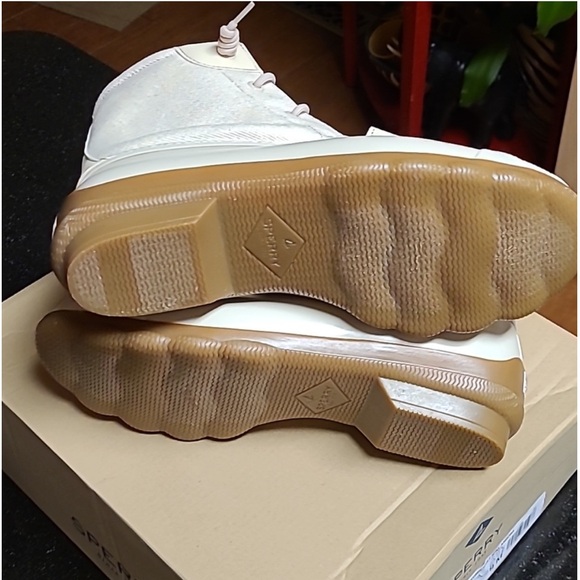 NWT Sperry Syren Gulf Rain Winter Boots in Cream Sz 5 - Picture 7 of 7